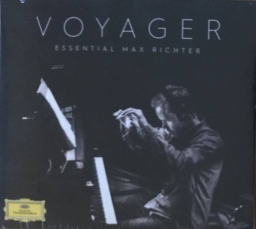 Okładka RICHTER, MAX - VOYAGER ESSENTIAL MAX RICHTER