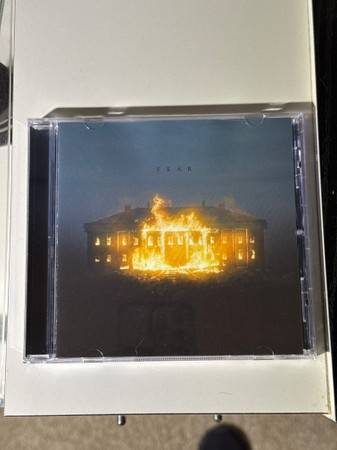 Okładka NF - FEAR (EP)