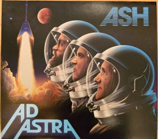 Okładka Ash - Ad Astra