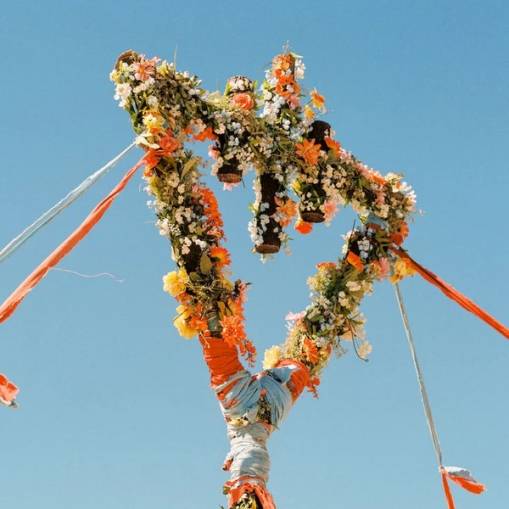 Okładka Devil Wears Prada, The - Flowers