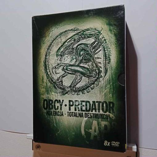 Okładka Various - Obcy / Predator - Kolekcja - Totalna Destrukcja (8DVD) [EX]