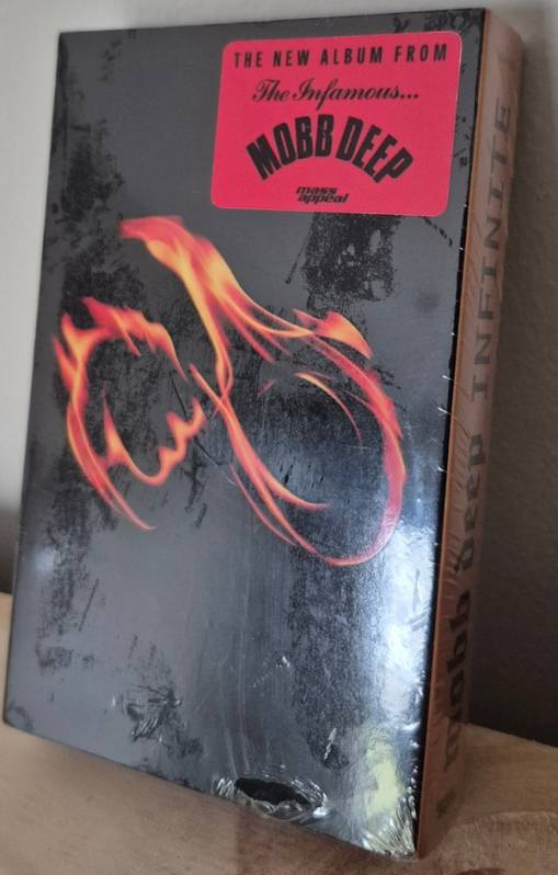 Okładka Mobb Deep - Infinite CASSETTE