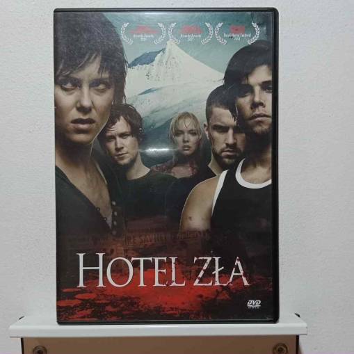 Okładka Roar Uthaug - Hotel Zła [NM]