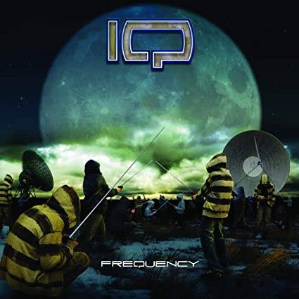 Okładka IQ - Frequency