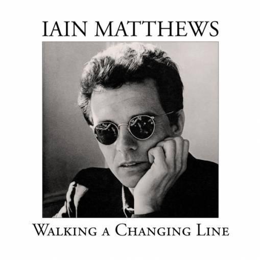 Okładka Matthews, Iain - Walking A Changing Line